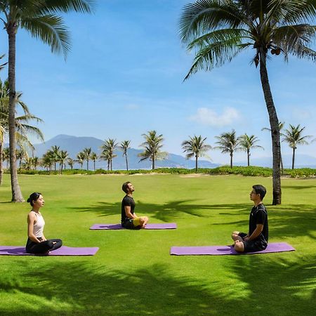 Melia Vinpearl Cam Ranh Beach Resort Екстер'єр фото