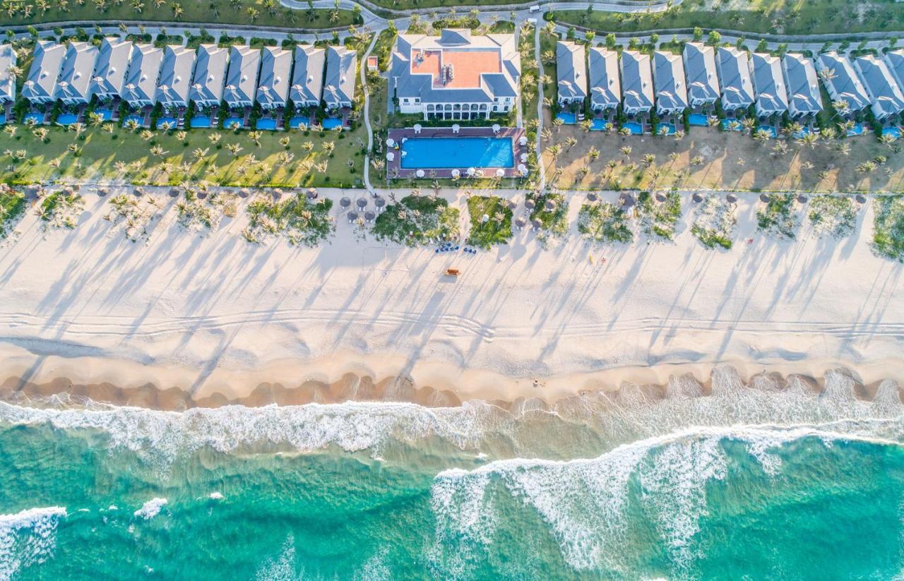 Melia Vinpearl Cam Ranh Beach Resort Екстер'єр фото
