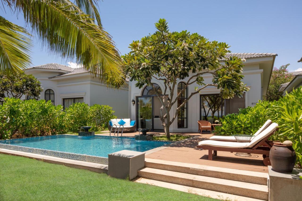 Melia Vinpearl Cam Ranh Beach Resort Екстер'єр фото