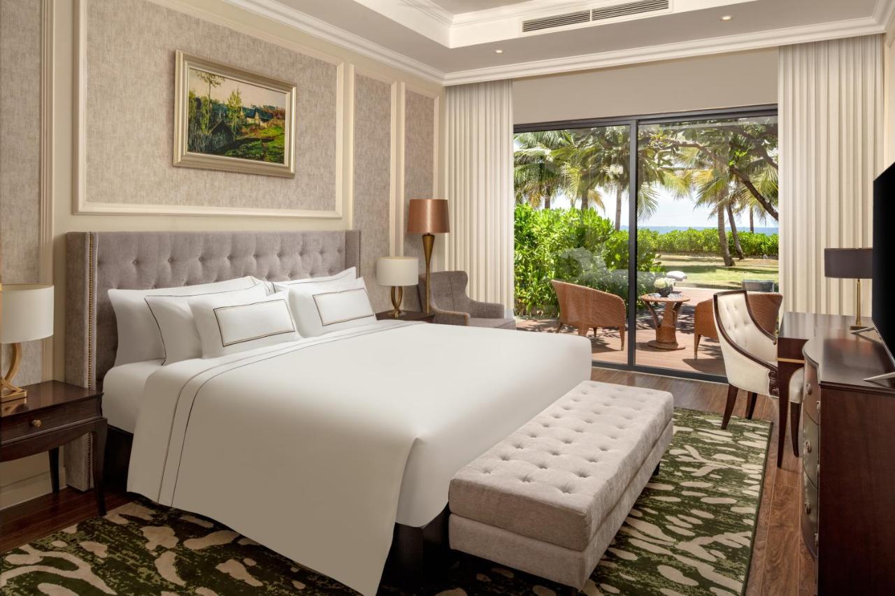 Melia Vinpearl Cam Ranh Beach Resort Екстер'єр фото