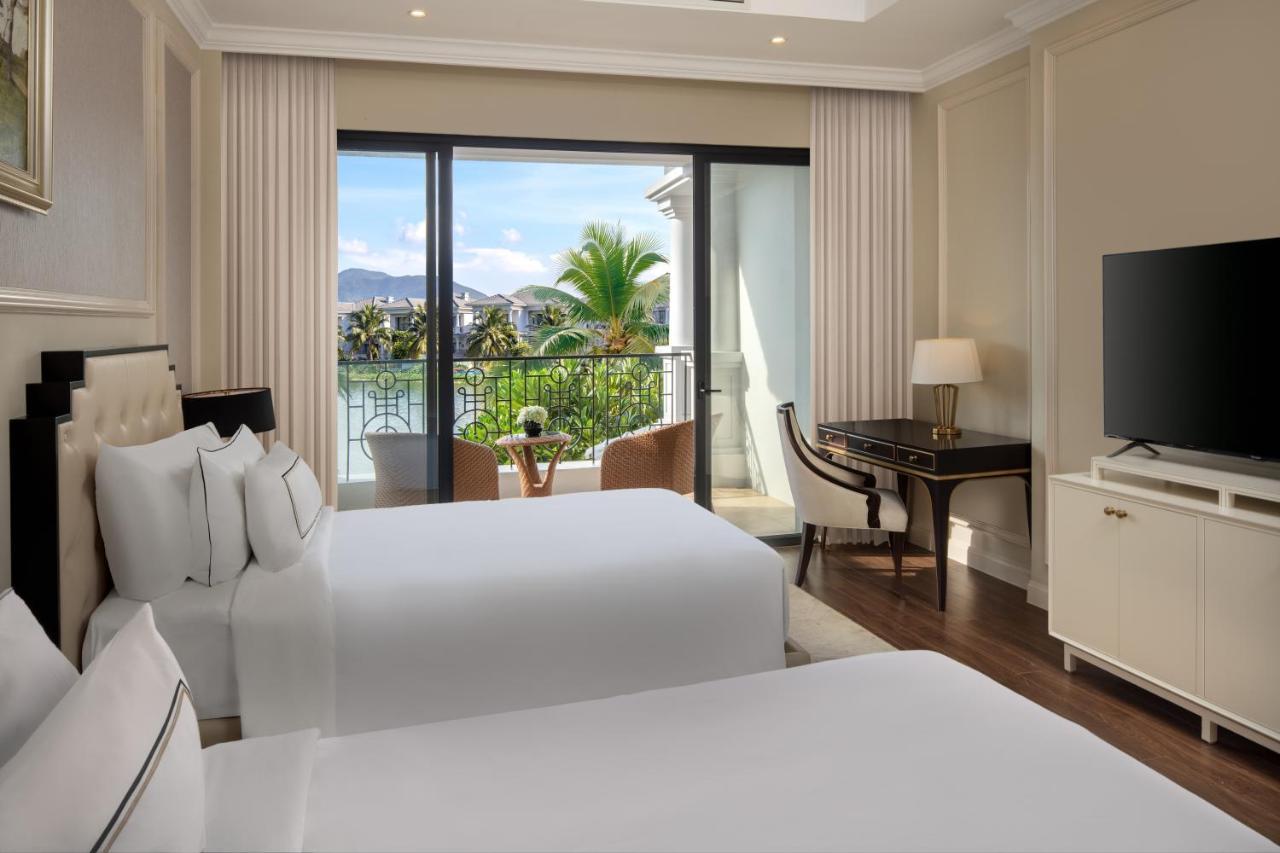 Melia Vinpearl Cam Ranh Beach Resort Екстер'єр фото