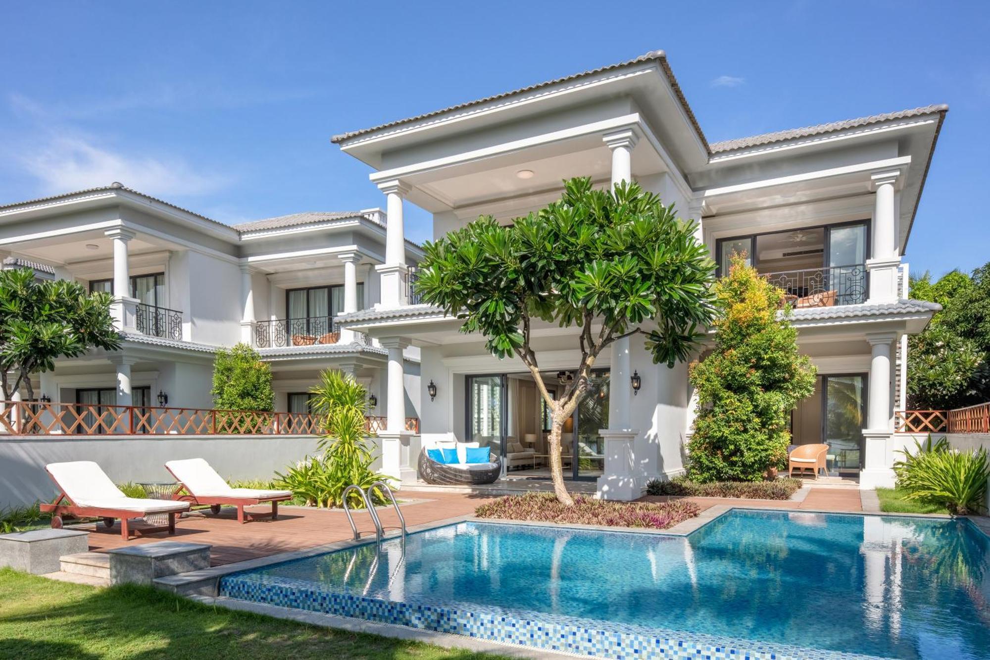 Melia Vinpearl Cam Ranh Beach Resort Екстер'єр фото